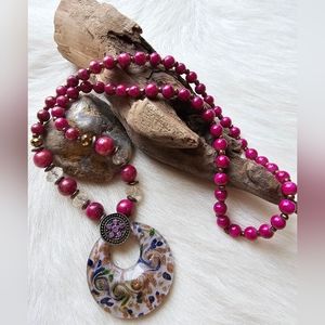 Vintage Handmade Glass Pendant Beaded Necklace